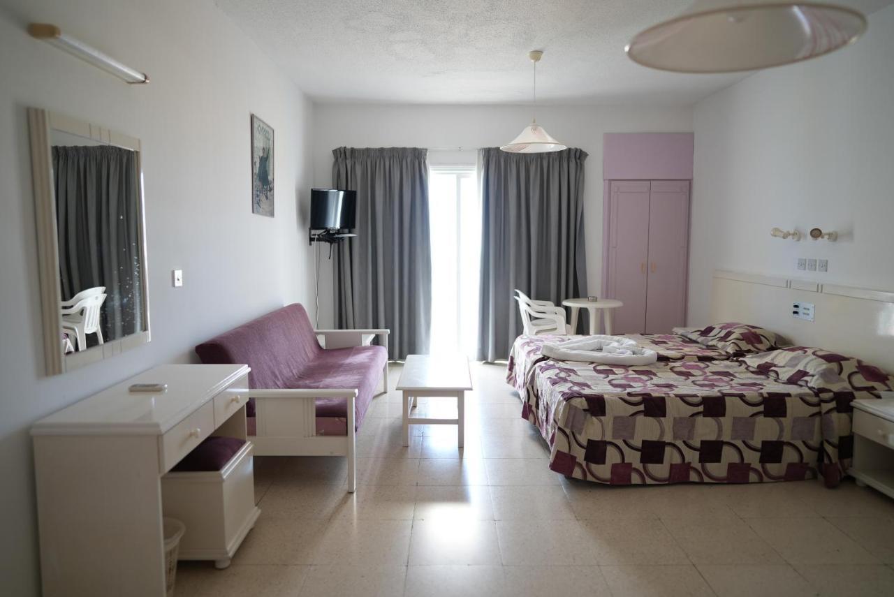Astreas Beach Hotel Apartments Protaras Dış mekan fotoğraf